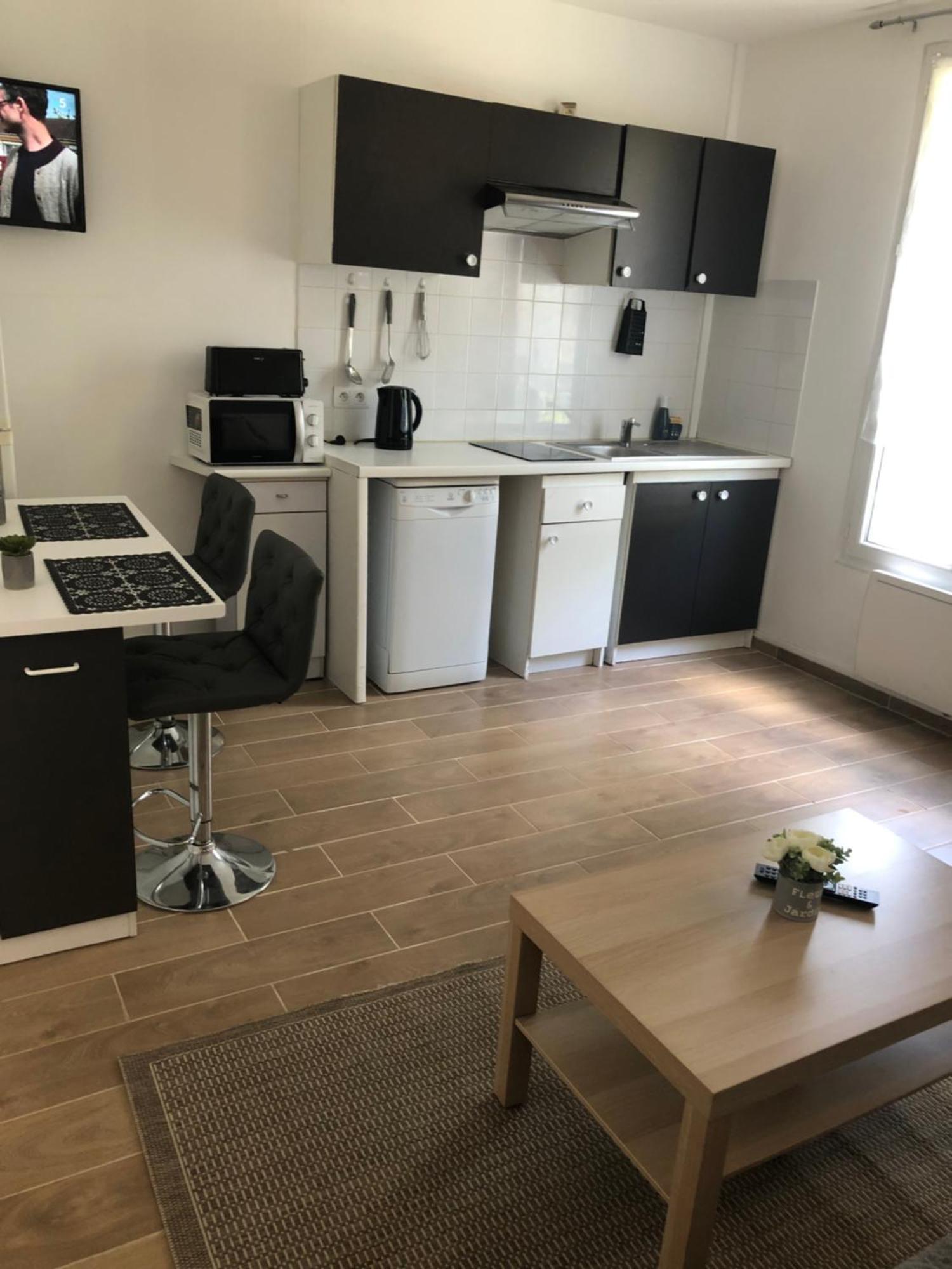 Paris Et Cdg Livry-Gargan